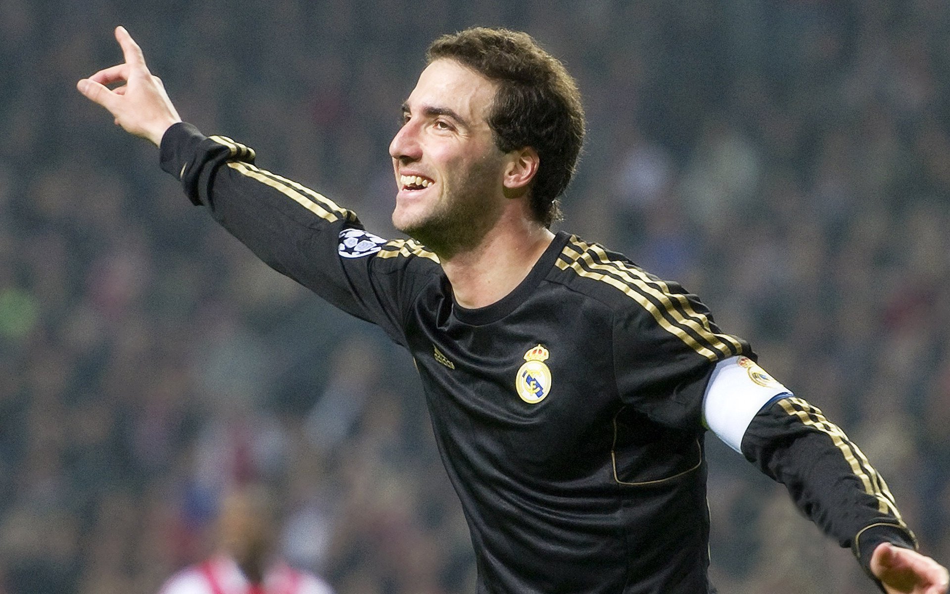 世界杯激情爆棚:每场都令人热血沸腾!,世界杯最激烈比赛