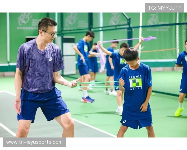 网球场馆推出寒暑期训练优惠包吸引青少年报名,暑期网球培训班 网球场馆推出寒暑期训练优惠包吸引青少年报名,暑期网球培训班