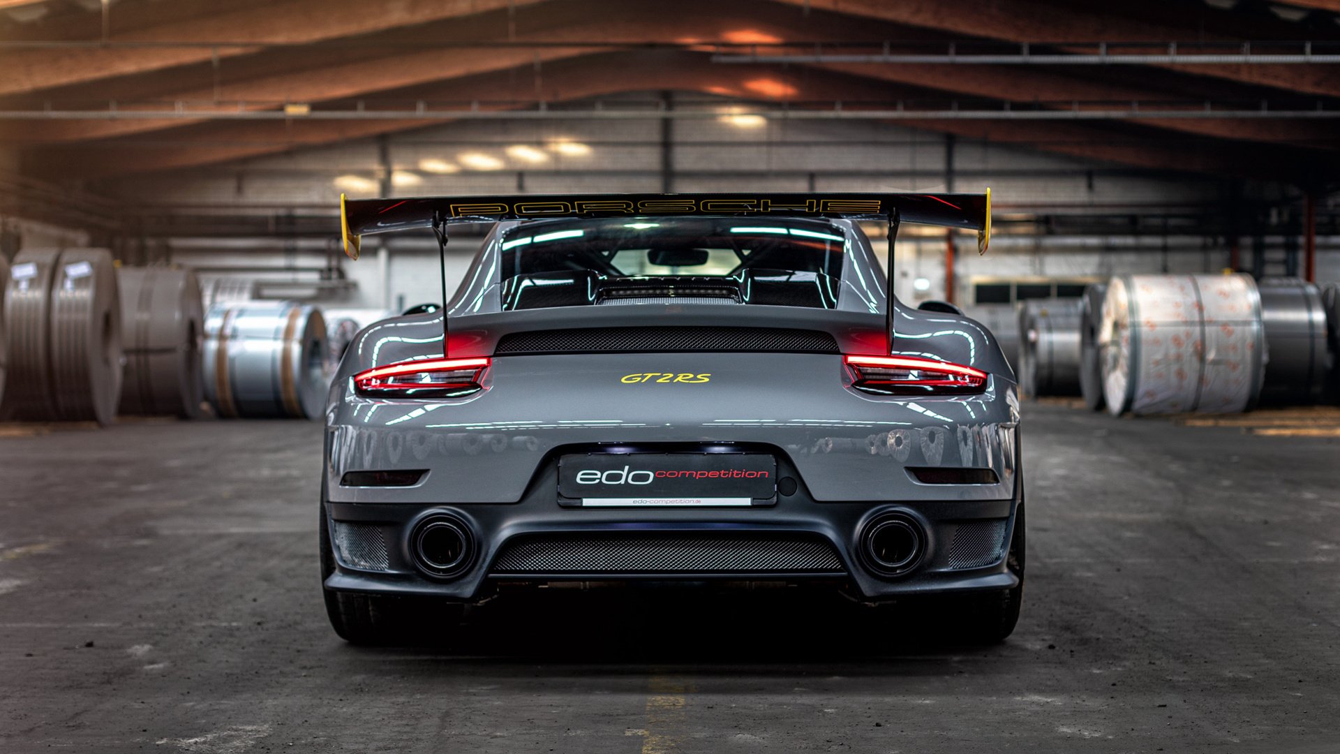 跨界合作打造特色足球产业链,推动行业链条健康发展,中国足球产业链